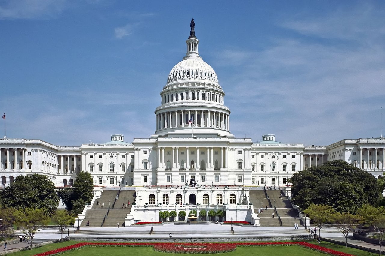 Meta, Amazon ve daha fazlası, AI'yı düzenleyen eyaletler için 10 yıllık yasak istiyor