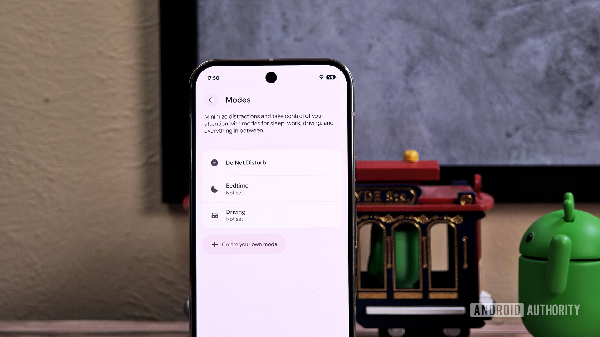 Android, otobüs veya tren yolculuklarını daha sorunsuz hale getirmek için yakında cihaz ayarlarını otomatik olarak ayarlayabilir